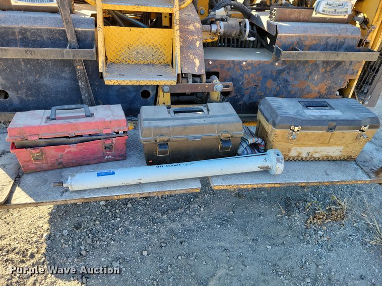 image for item DN3613 2001 Blaw Knox PF-4410 paver