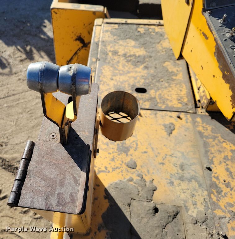 image for item DN3613 2001 Blaw Knox PF-4410 paver