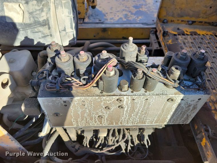 image for item DN3613 2001 Blaw Knox PF-4410 paver