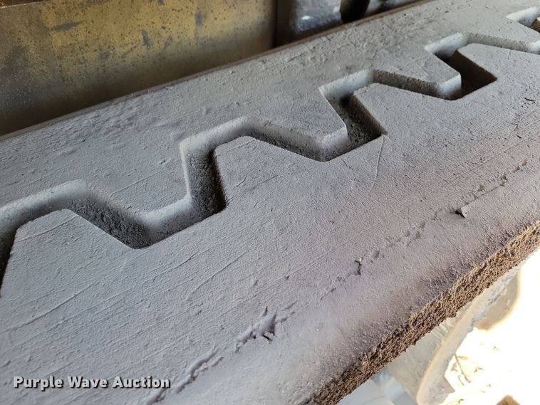 image for item DN3613 2001 Blaw Knox PF-4410 paver