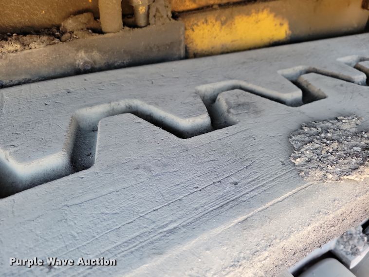 image for item DN3613 2001 Blaw Knox PF-4410 paver