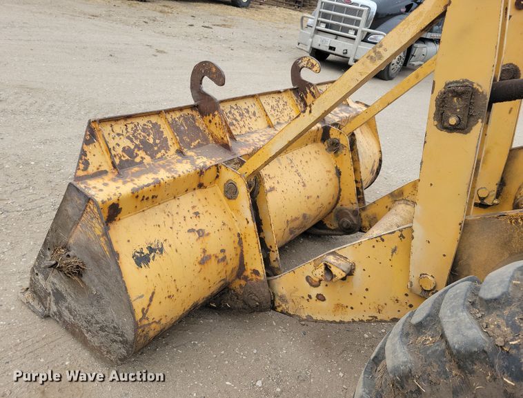 image for item DN3618 1981 Clark 35C  GM wheel loader