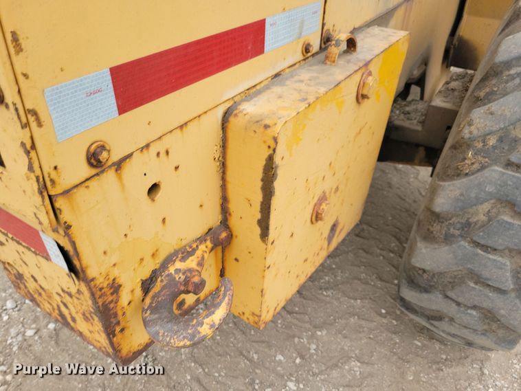 image for item DN3618 1981 Clark 35C  GM wheel loader