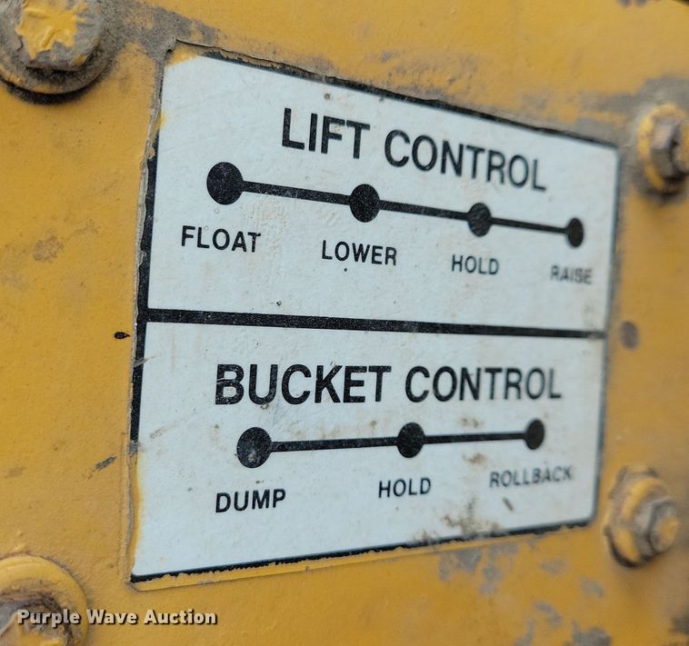 image for item DN3618 1981 Clark 35C  GM wheel loader