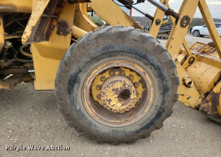 image for item DN3618 1981 Clark 35C  GM wheel loader