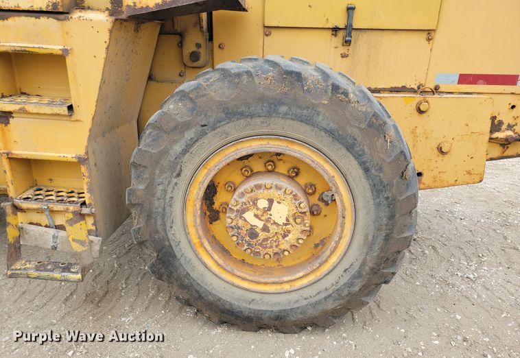 image for item DN3618 1981 Clark 35C  GM wheel loader