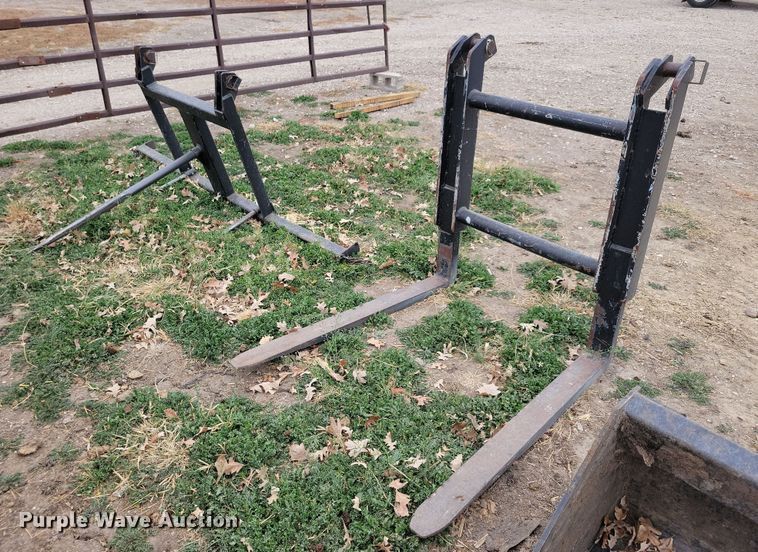 image for item DN3618 1981 Clark 35C  GM wheel loader