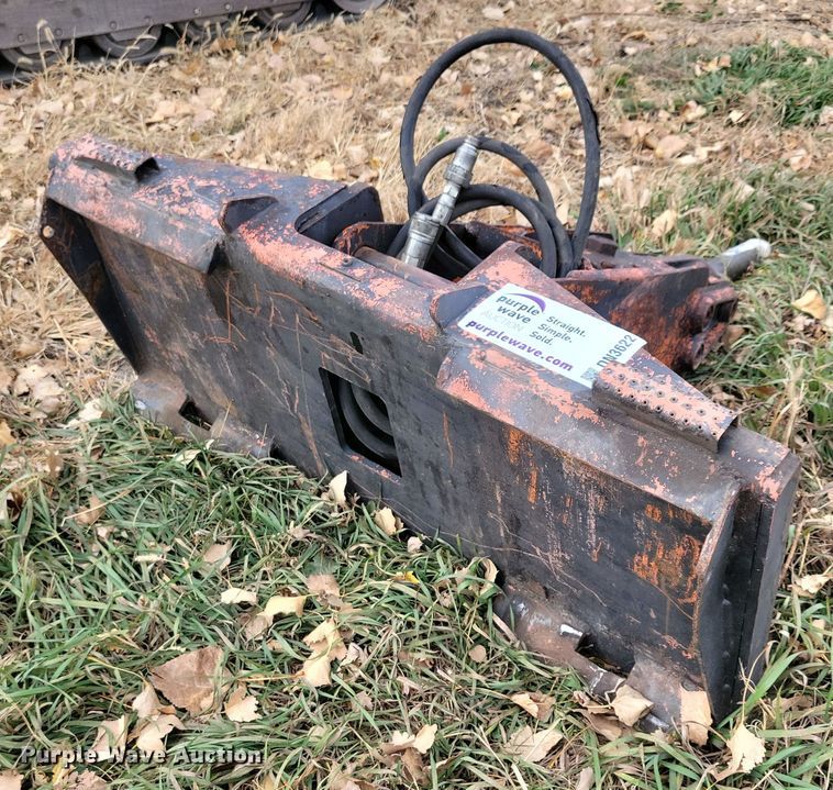 image for item DN3622 Stanley MB25000 skid steer breaker