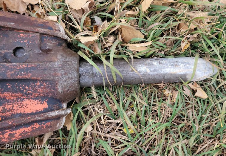 image for item DN3622 Stanley MB25000 skid steer breaker