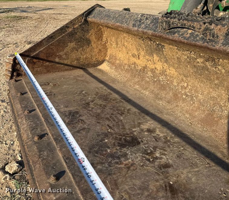 image for item DO2557 2014 Bobcat T650 tracked skid steer loader