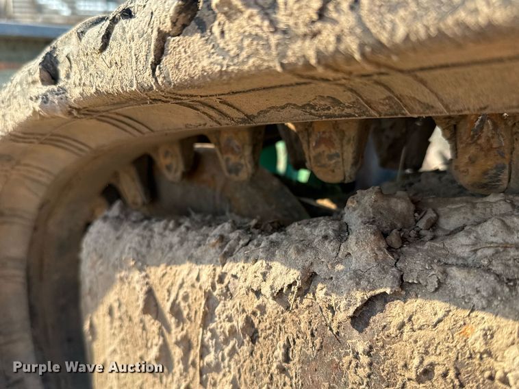 image for item DO2557 2014 Bobcat T650 tracked skid steer loader