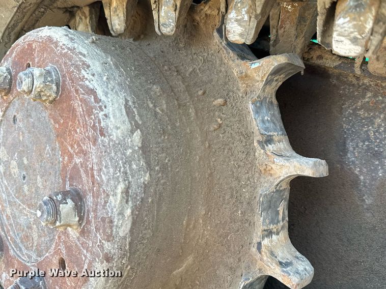 image for item DO2557 2014 Bobcat T650 tracked skid steer loader