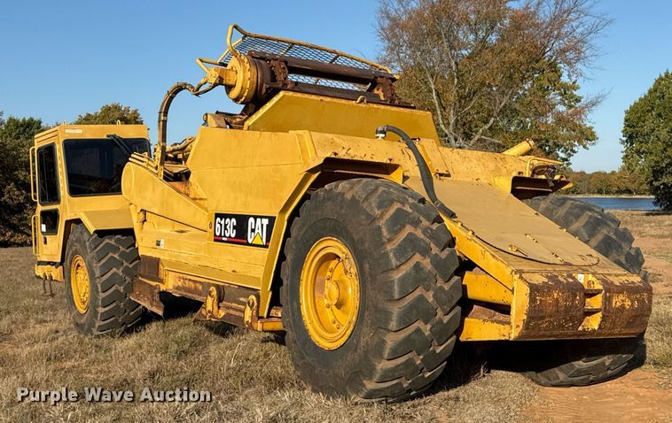 image for item DO7593 2005 Caterpillar  613C Series II elevating scraper