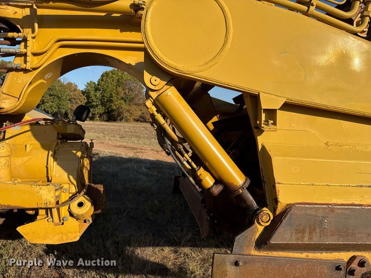 image for item DO7593 2005 Caterpillar  613C Series II elevating scraper