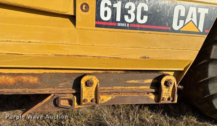 image for item DO7593 2005 Caterpillar  613C Series II elevating scraper