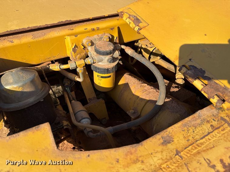 image for item DO7593 2005 Caterpillar  613C Series II elevating scraper