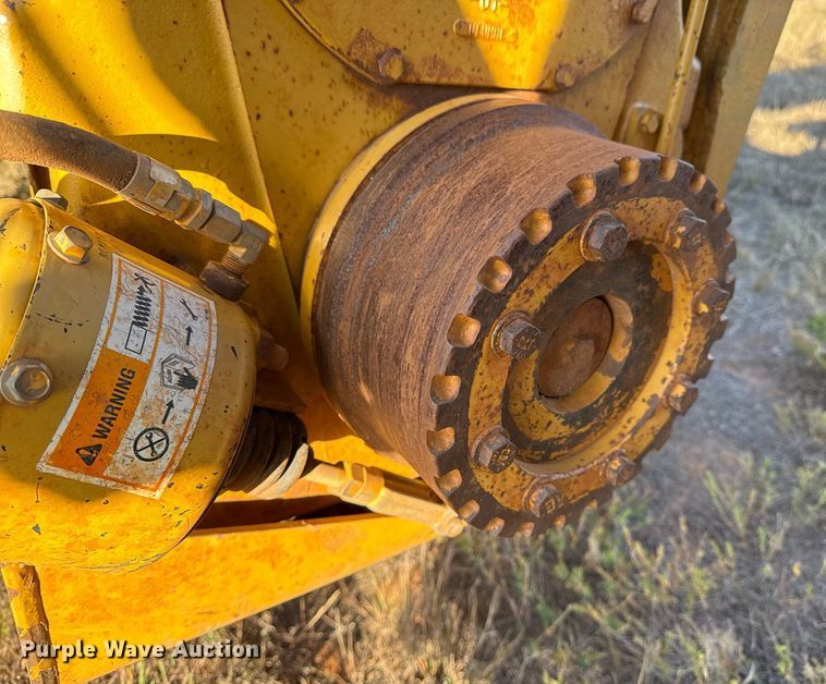 image for item DO7593 2005 Caterpillar  613C Series II elevating scraper