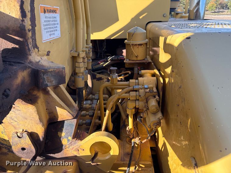 image for item DO7593 2005 Caterpillar  613C Series II elevating scraper