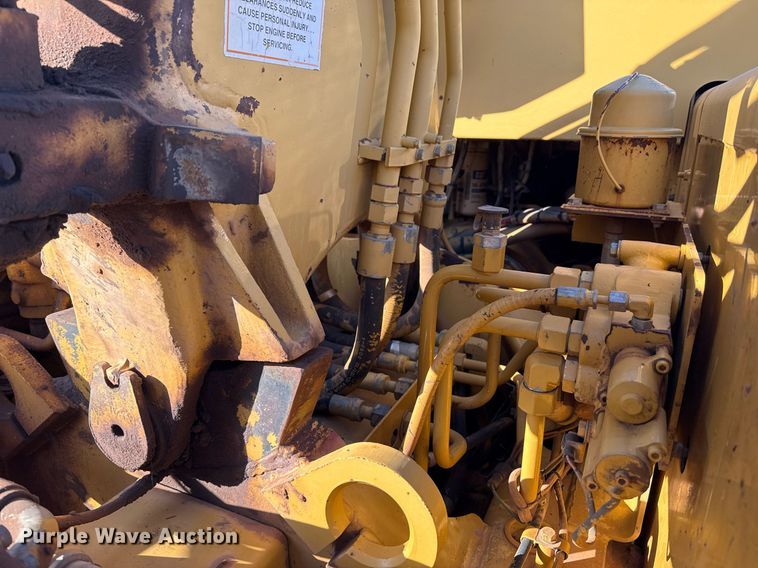 image for item DO7593 2005 Caterpillar  613C Series II elevating scraper