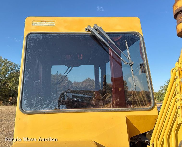 image for item DO7593 2005 Caterpillar  613C Series II elevating scraper