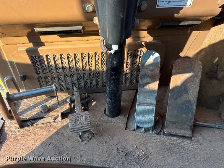 image for item DO7593 2005 Caterpillar  613C Series II elevating scraper