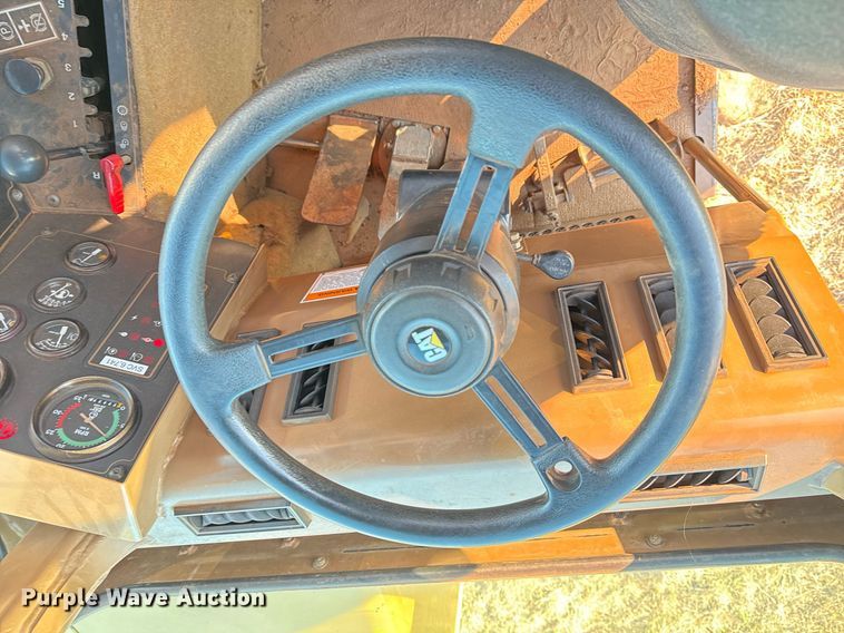 image for item DO7593 2005 Caterpillar  613C Series II elevating scraper