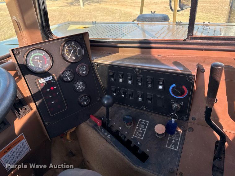 image for item DO7593 2005 Caterpillar  613C Series II elevating scraper