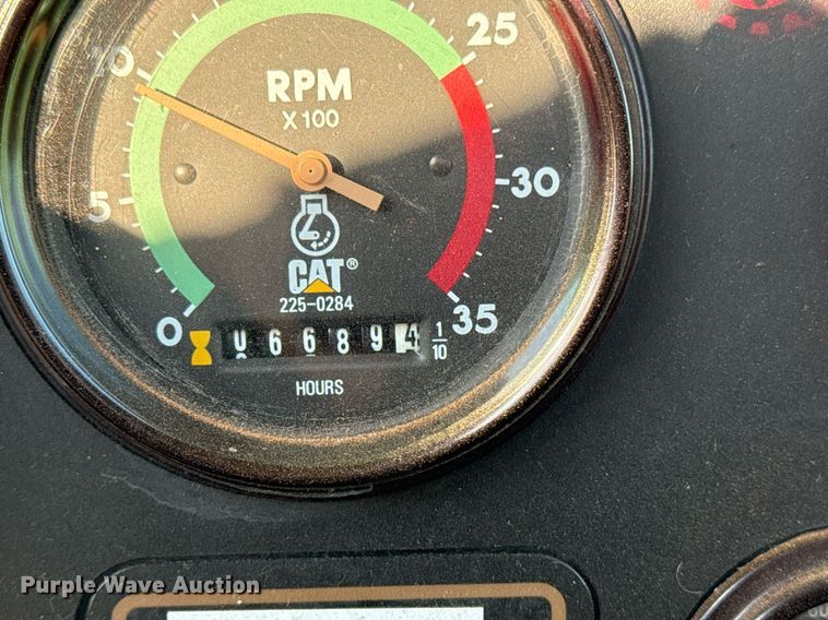 image for item DO7593 2005 Caterpillar  613C Series II elevating scraper