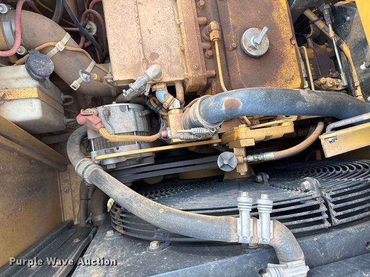 image for item DO7593 2005 Caterpillar  613C Series II elevating scraper