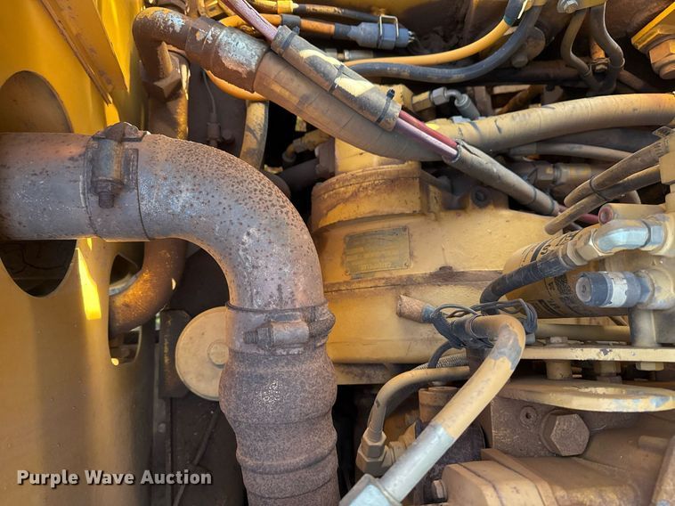 image for item DO7593 2005 Caterpillar  613C Series II elevating scraper