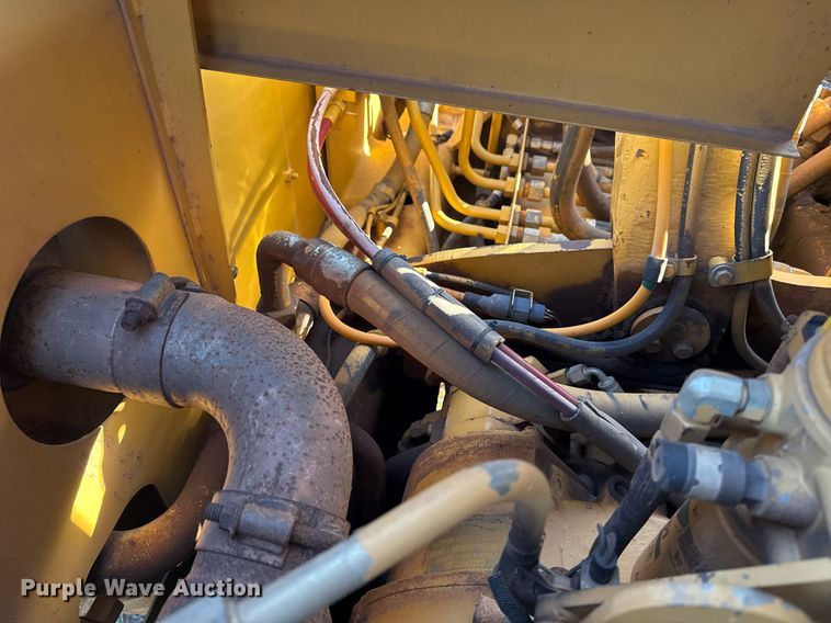 image for item DO7593 2005 Caterpillar  613C Series II elevating scraper