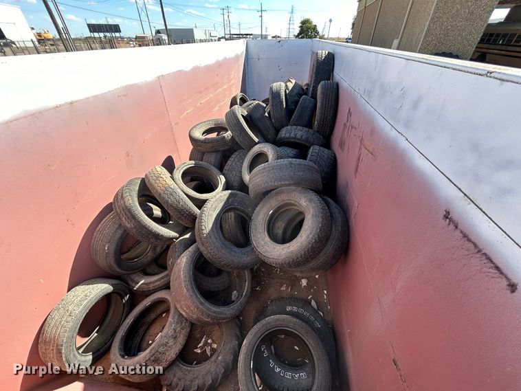 image for item DP5922 Roll-off dumpster