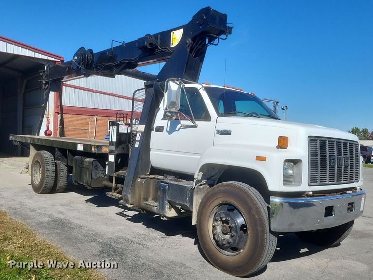 image for item DQ3735 1996 GMC Topkick C6500 crane truck