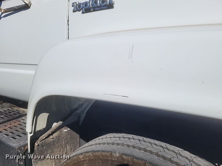 image for item DQ3735 1996 GMC Topkick C6500 crane truck