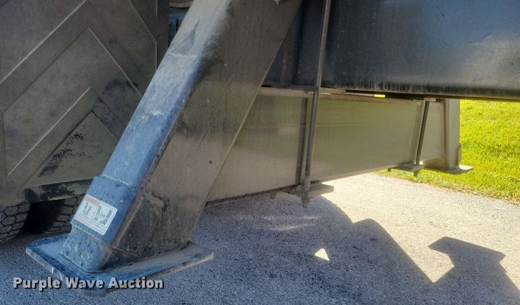 image for item DQ3735 1996 GMC Topkick C6500 crane truck