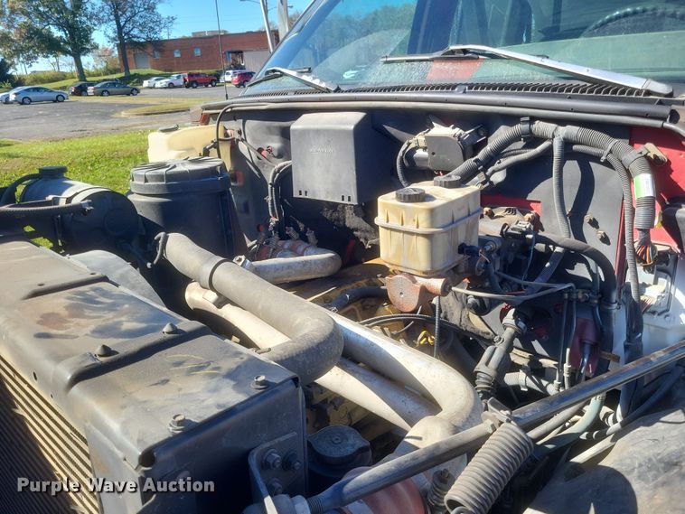 image for item DQ3735 1996 GMC Topkick C6500 crane truck