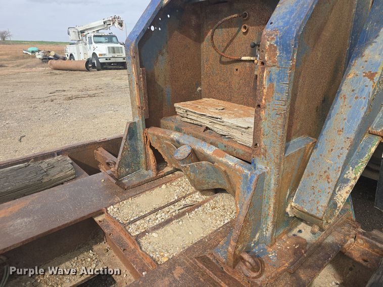 image for item DQ5225 1973 Talbert TD50HRG lowboy equipment trailer