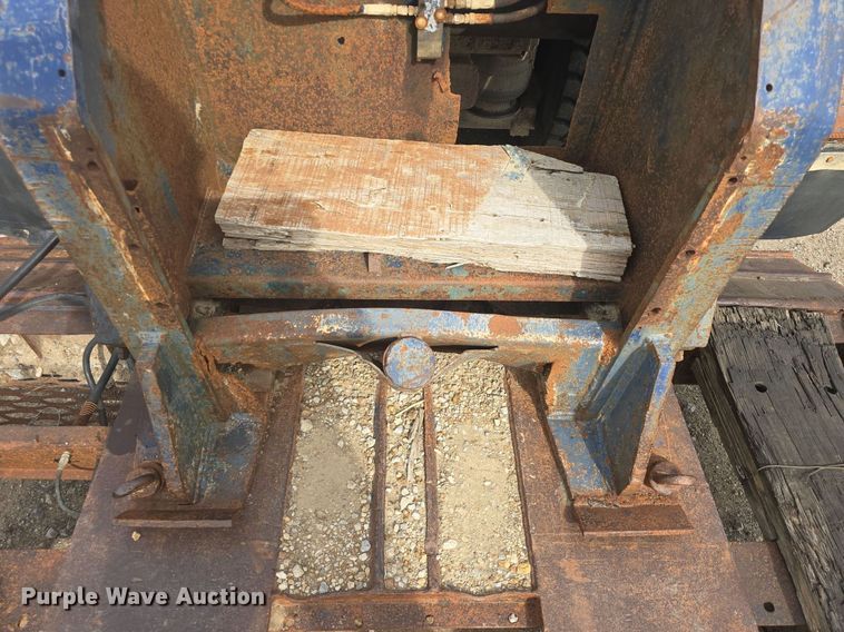 image for item DQ5225 1973 Talbert TD50HRG lowboy equipment trailer