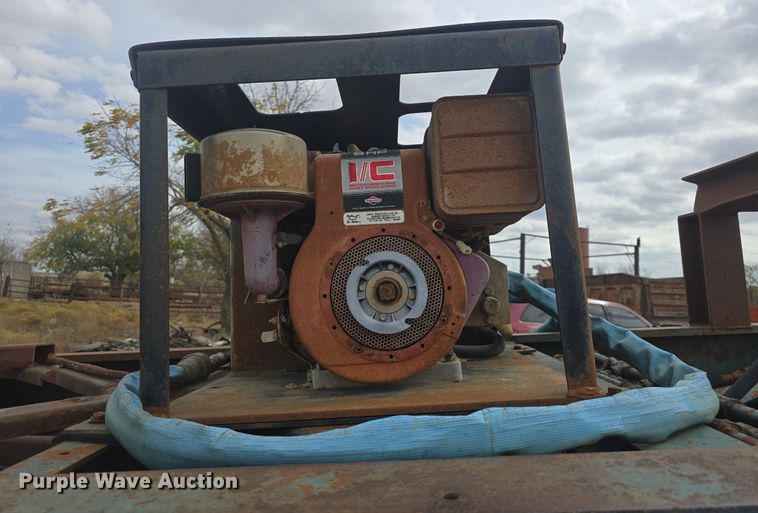 image for item DQ5225 1973 Talbert TD50HRG lowboy equipment trailer