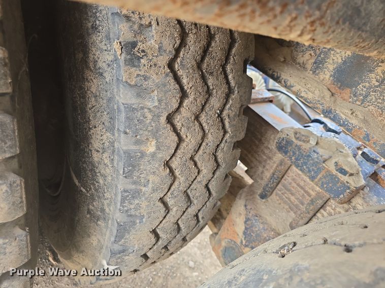 image for item DQ5225 1973 Talbert TD50HRG lowboy equipment trailer