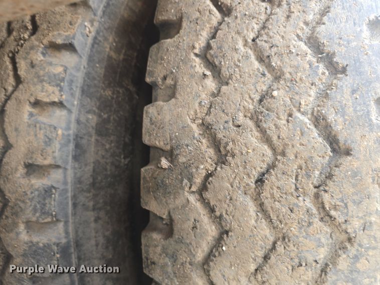 image for item DQ5225 1973 Talbert TD50HRG lowboy equipment trailer