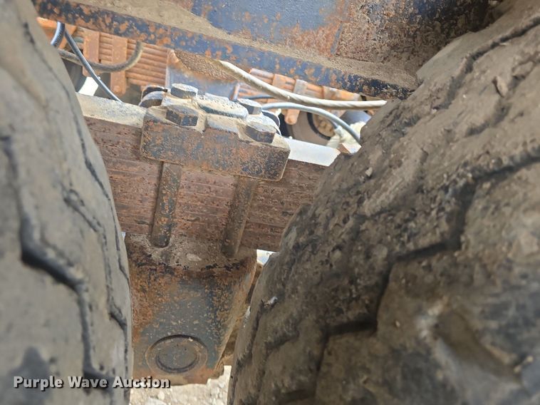 image for item DQ5225 1973 Talbert TD50HRG lowboy equipment trailer