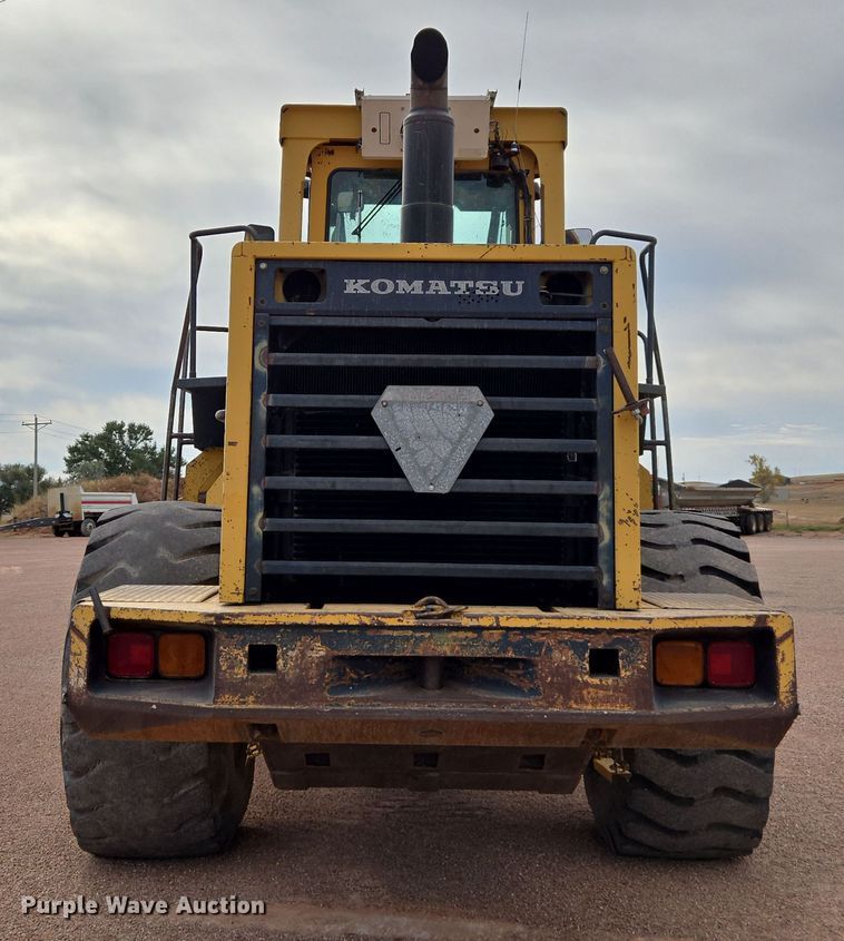 image for item DQ6203 1992 Komatsu WA500-1L wheel loader