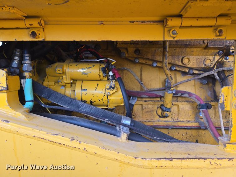 image for item DQ6203 1992 Komatsu WA500-1L wheel loader