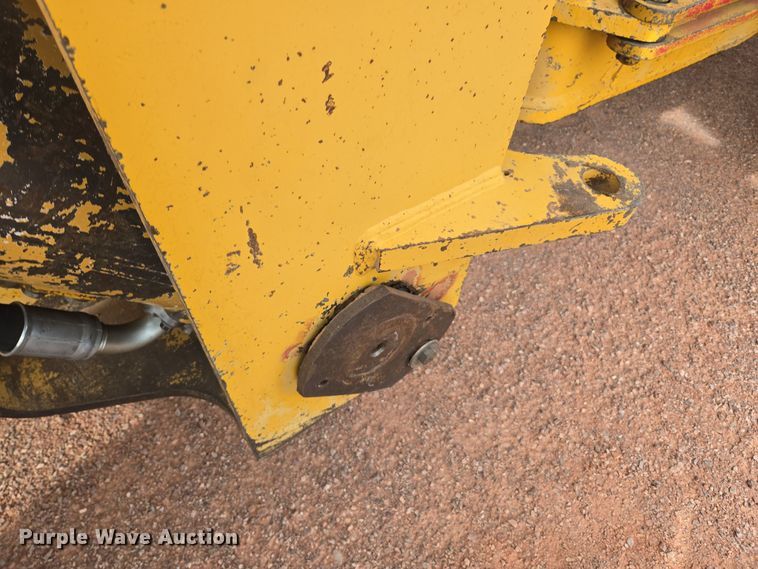 image for item DQ6203 1992 Komatsu WA500-1L wheel loader