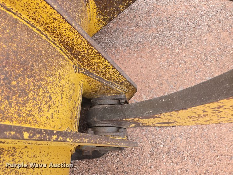 image for item DQ6203 1992 Komatsu WA500-1L wheel loader