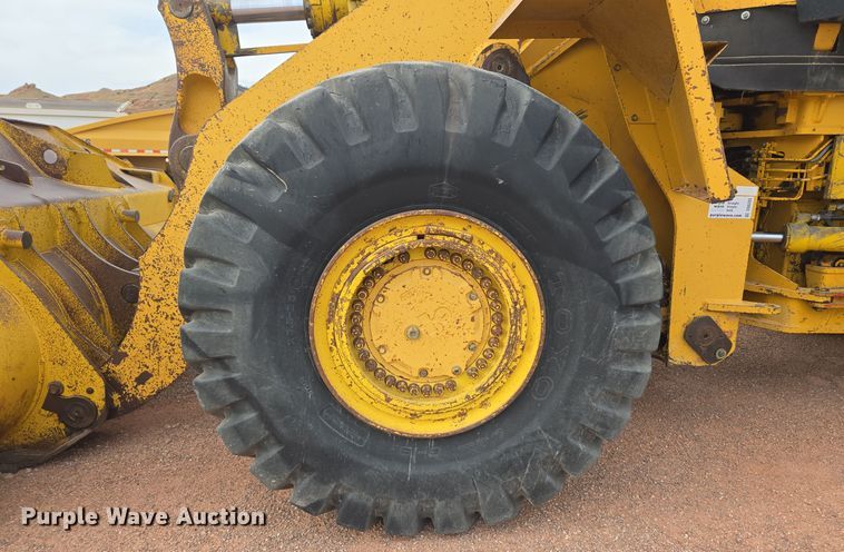 image for item DQ6203 1992 Komatsu WA500-1L wheel loader