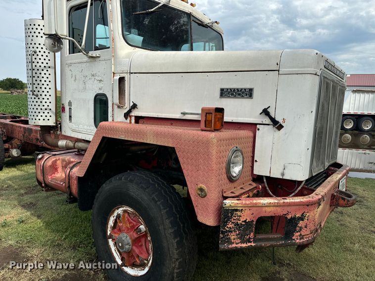 image for item DQ6858 1978 International F5070 truck cab and chassis