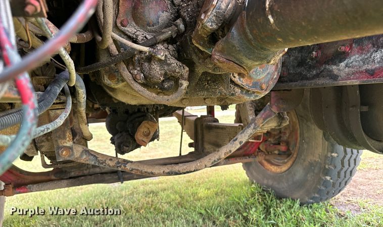 image for item DQ6858 1978 International F5070 truck cab and chassis