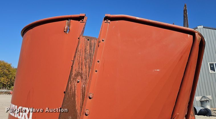 image for item DT7527 Hesston BP25 bale processor